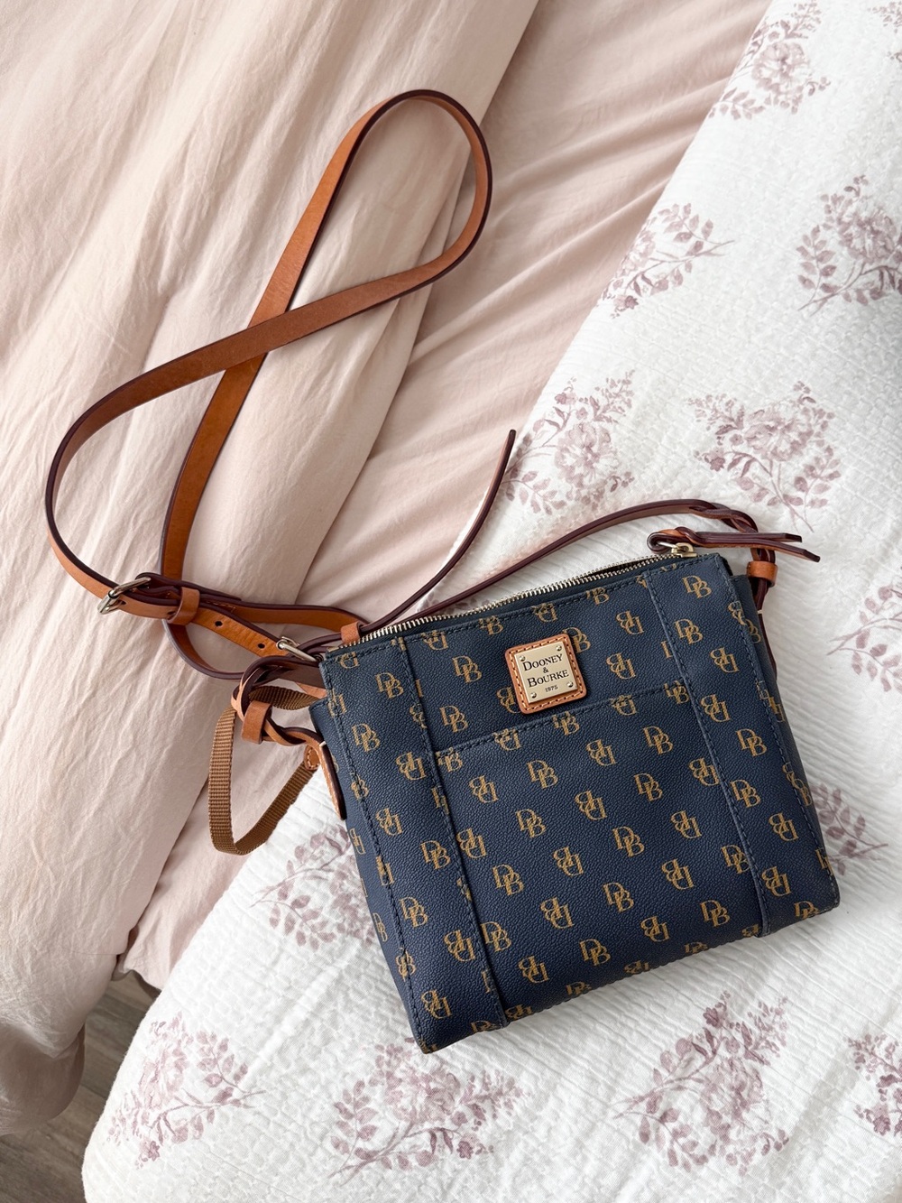 Dooney & Bourke Navy DB Monogram Crossbody Bag Tan Leather NWOT